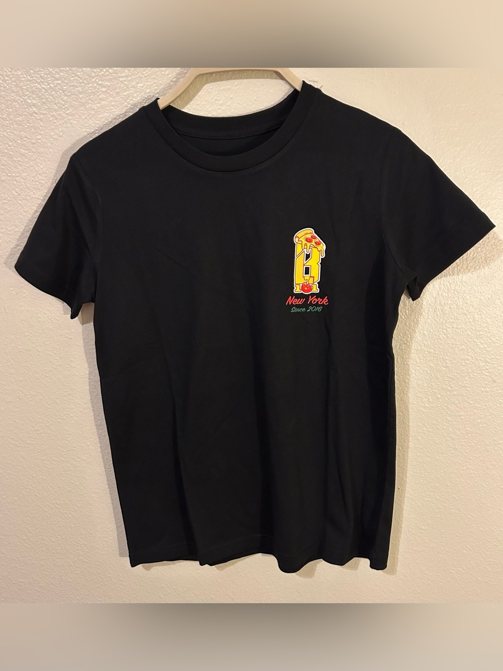 Baseball Lifestyle 101 - Pizza - Youth Size Medium- NEW WITH TAGS